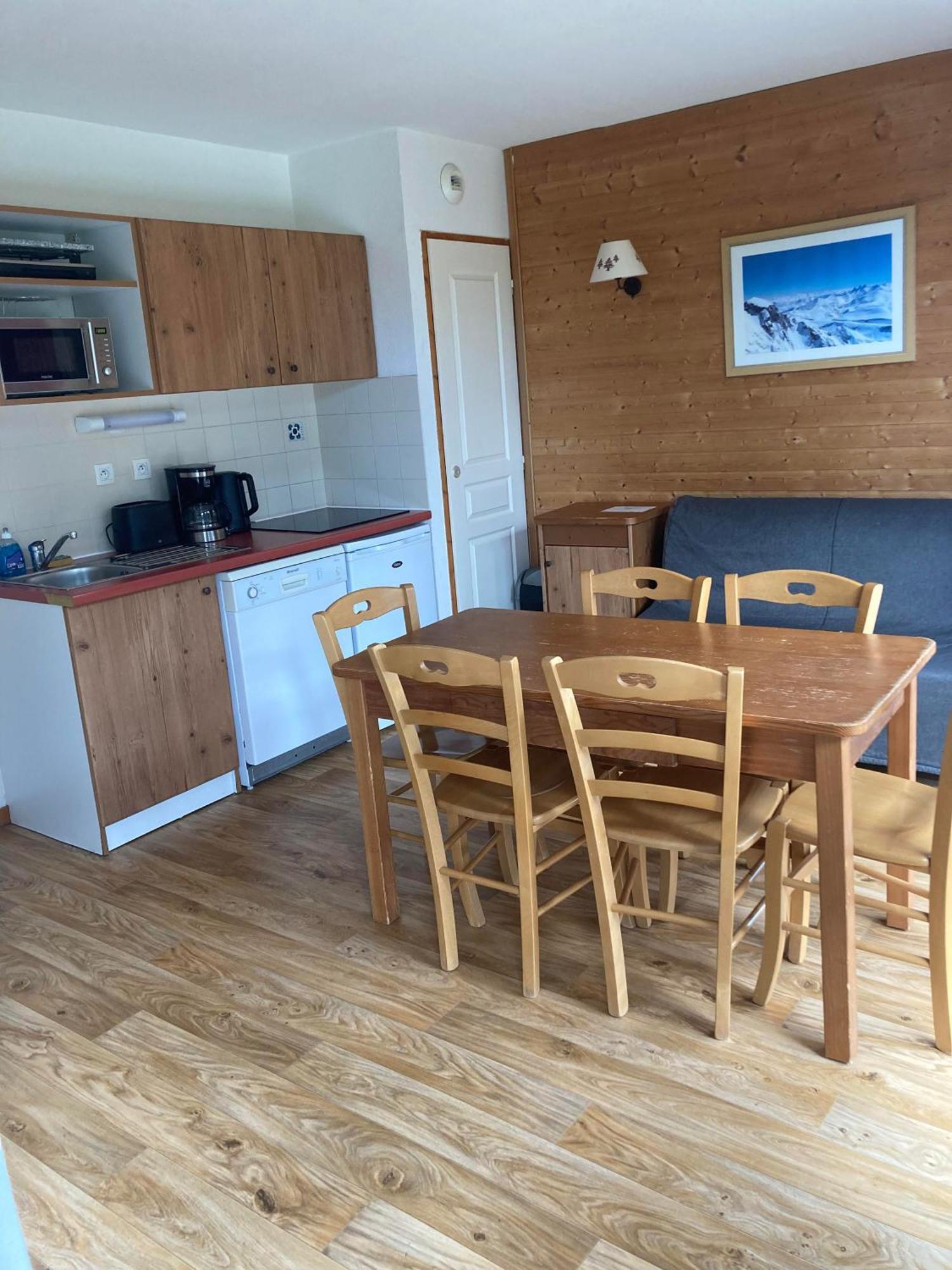 Appartement Pied Des Pistes, Terrasse Wifi Et Parking Chamrousse Exterior foto