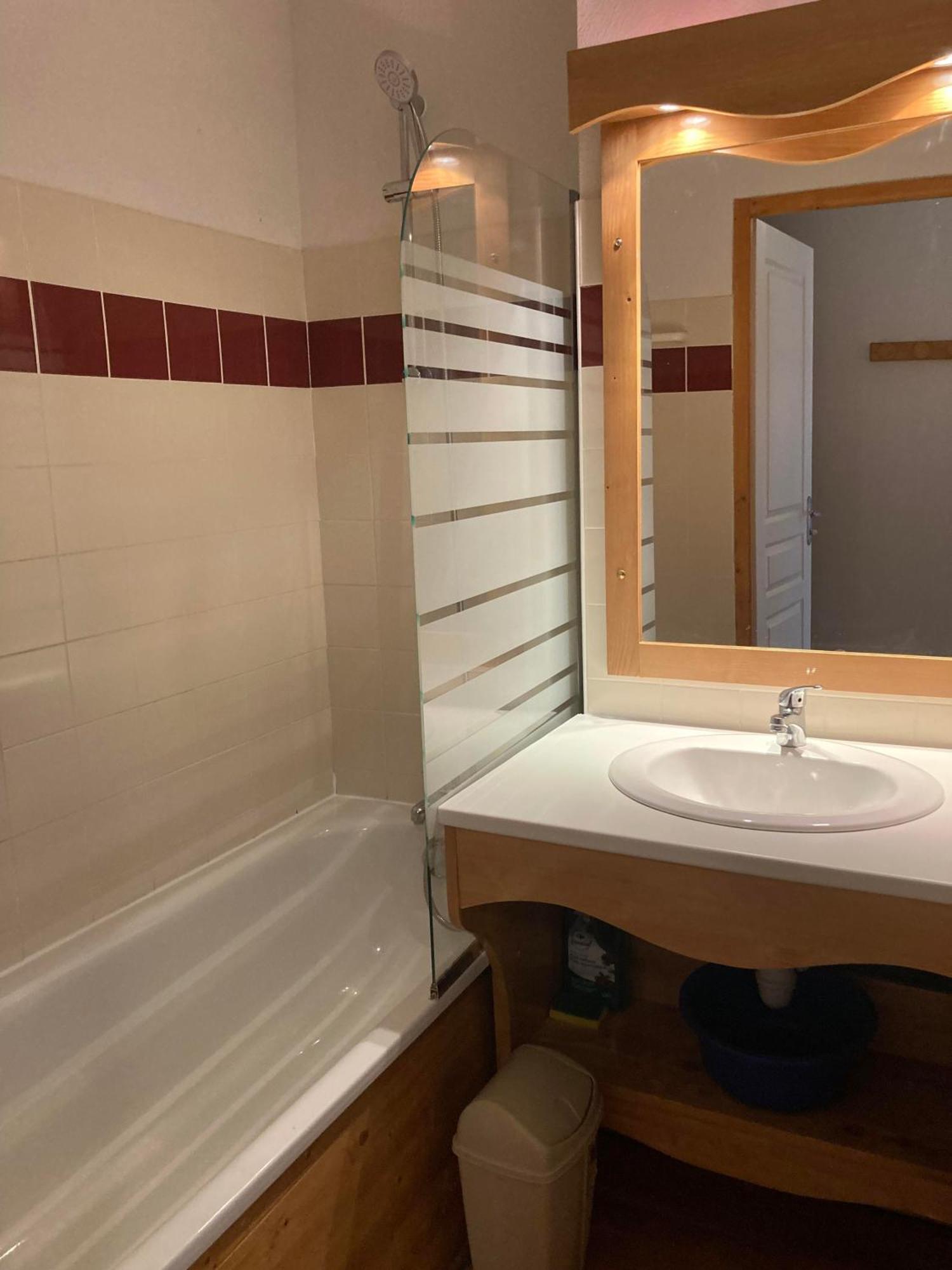 Appartement Pied Des Pistes, Terrasse Wifi Et Parking Chamrousse Exterior foto